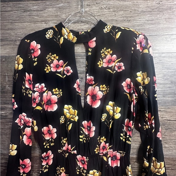 Forever 21 Black and Pink Floral Cut Out Long Sleeve Romper - Picture 2 of 10